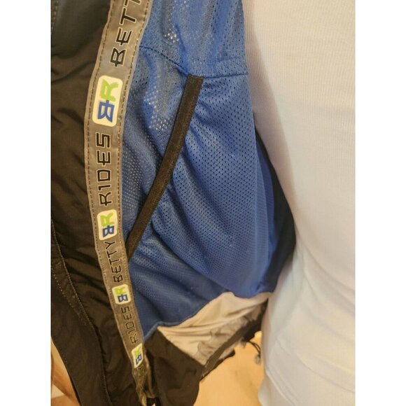 Betty Rides Lab Series Snowboarding Ski Jacket Wmn's Sz M Black Powder Skirt Zip - Picture 9 of 11